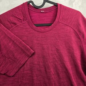 Lululemon Size Medium Metal Vent Tech Short Sleeve Shirt Red Crew Neck Athletic